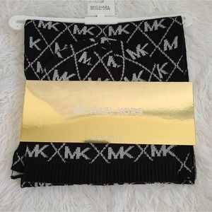 Michael Kors Black Diamond Metallic Logo Scarf Hat Set NWT